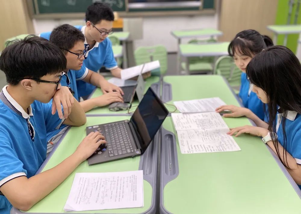 知行合一躬行实践厦门英才学校国际部第四届研究性学习汇报活动圆满