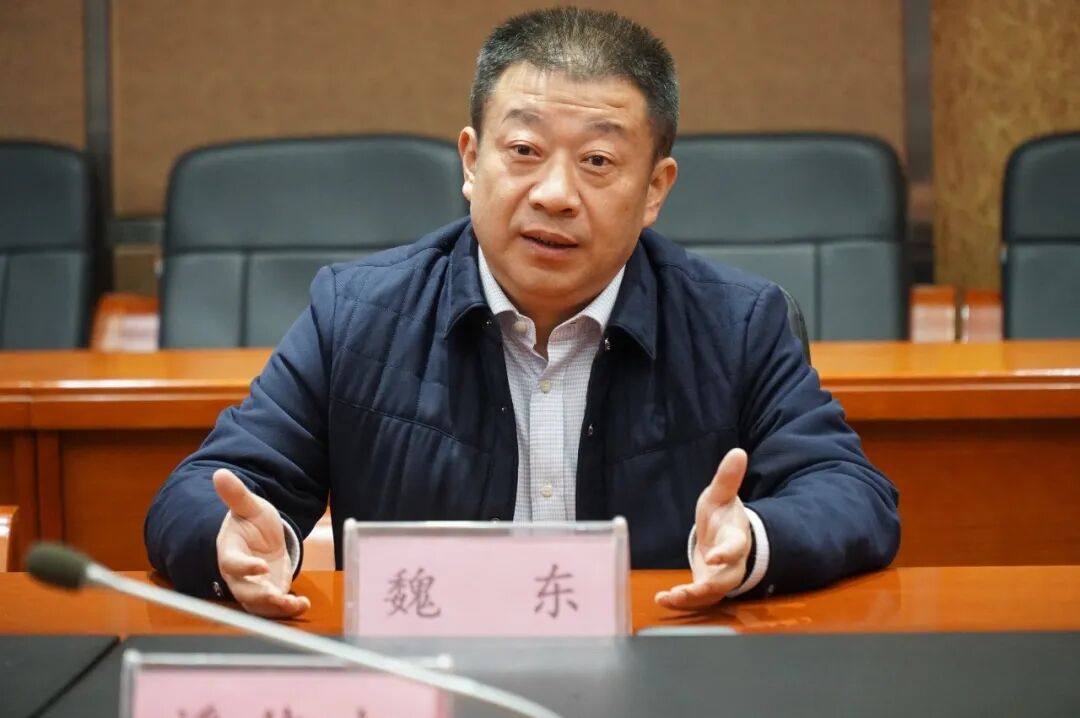 材料科学学院副院长蒋益明等莅临我校,绵阳中学党委书记,校长魏东,招