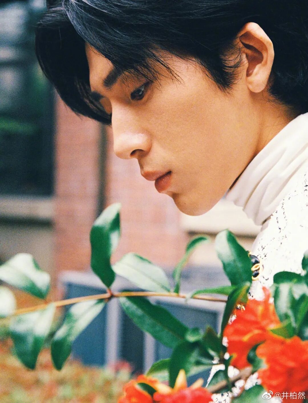 �����ü������ˣ���������ǧ��������ѧPOSE��