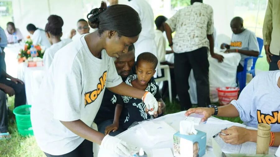 【解放日报】中国原创药在非洲：保护健康带动就业