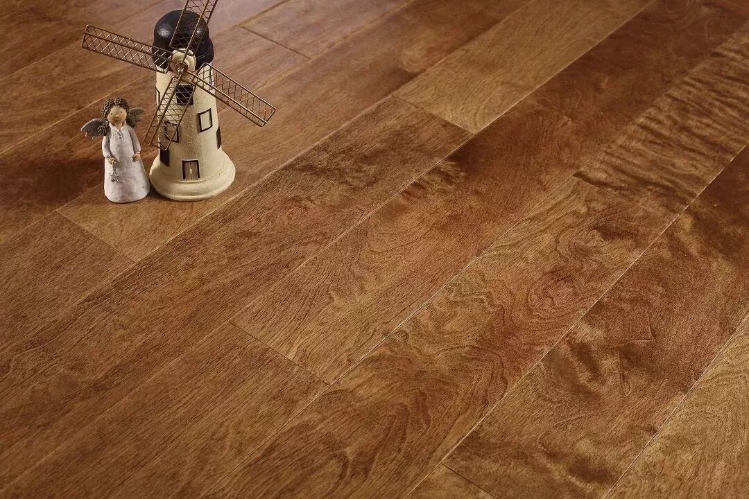 地板保养做好了，让你家焕然一新！