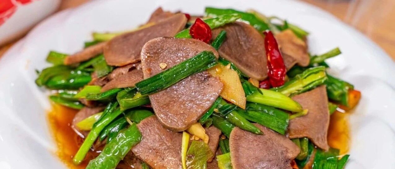 一开就是5年，动辄食客满堂！园区这家“破”馆子，蒜爆牛舌让人专门从上海跑来吃！