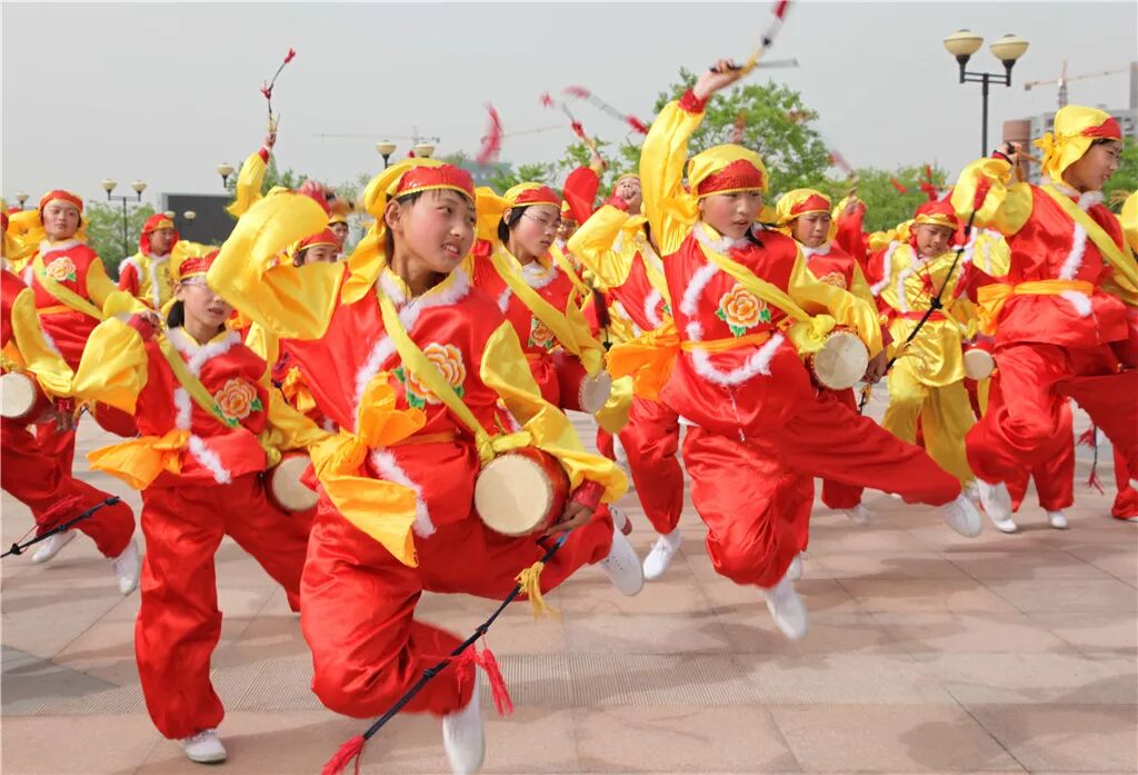 短穗花鼓,流传在东营市广饶县陈官乡及与其接壤的东营区龙居镇和商河