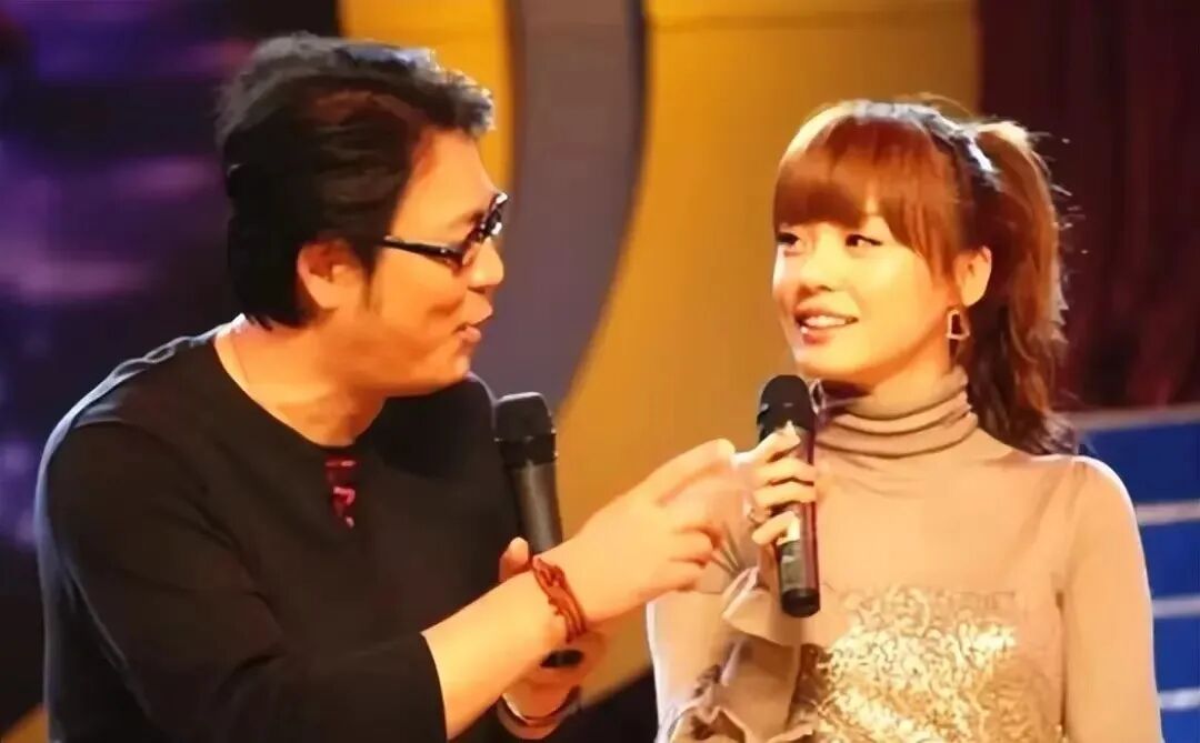 高亚麟被曝出轨后:再看他和小11岁前妻时玮的爱情,简直太讽刺!