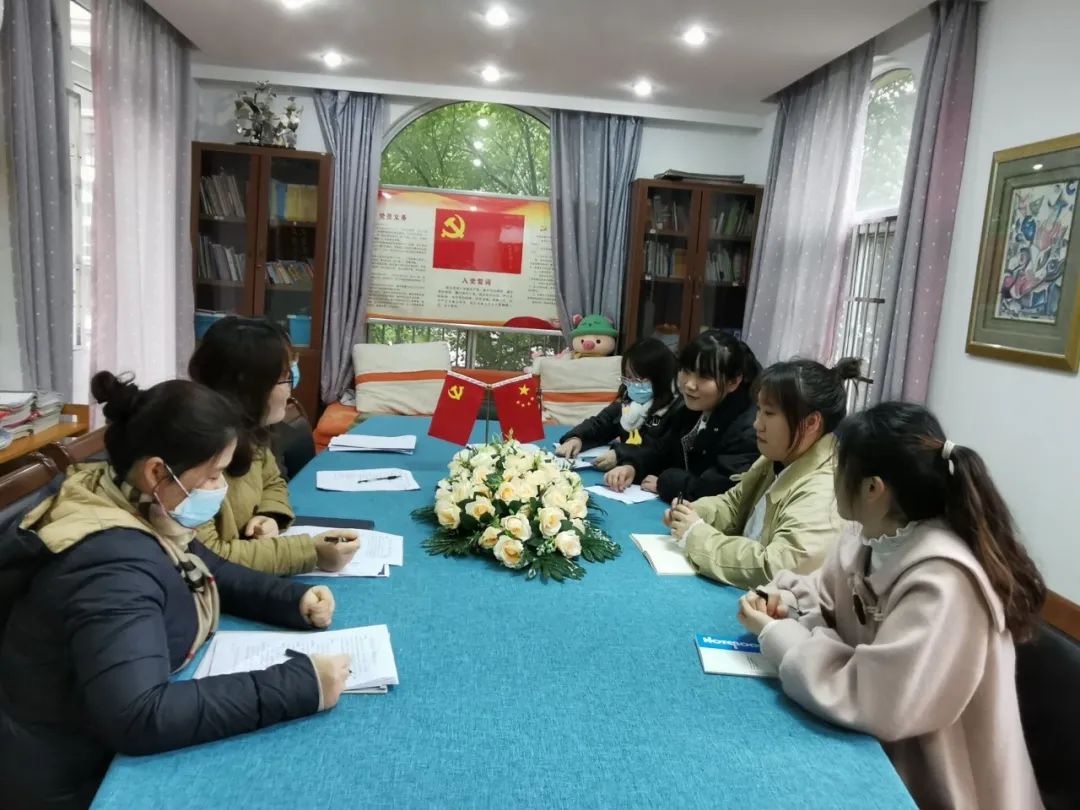 幼儿园小班实习教案范文_幼儿园小班教学实践活动内容_幼儿园小班实践课教案