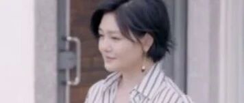 大S也难逃发福，胖回来全身都是大妈味，还剪了这种显老的短发！