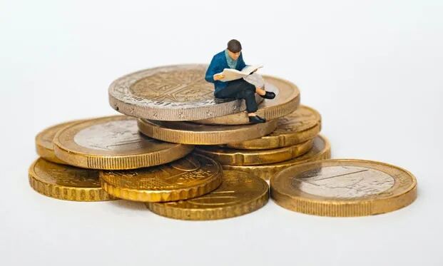 75分直接绿卡！国内金融打工人了解一下？本科毕业就行！