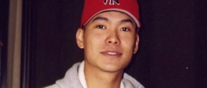 19岁入狱，23岁患骨癌，25岁打败周杰伦王菲，他一首歌让无数人落泪...