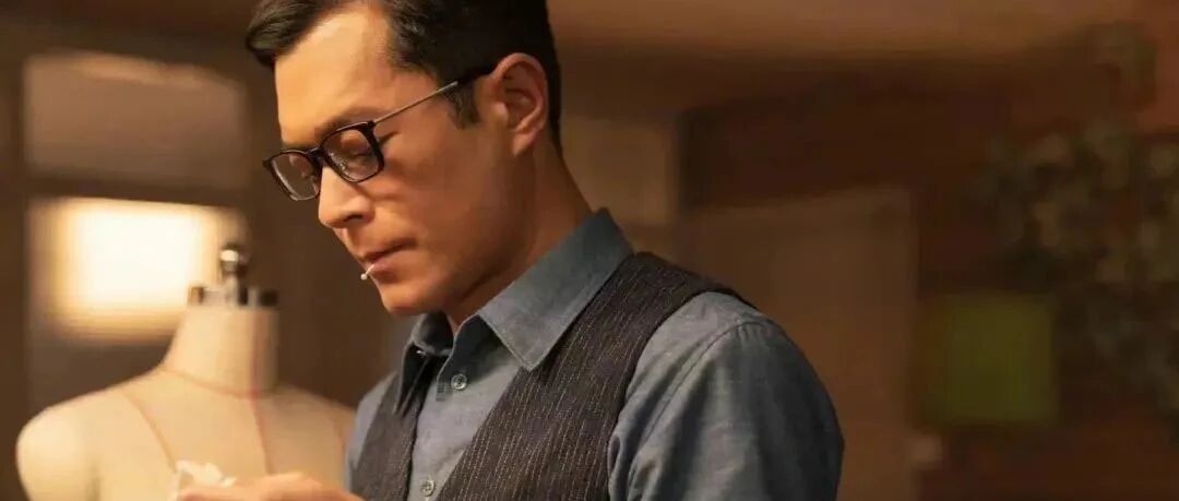 “男女间有无纯友谊？”“梅艳芳与刘培基。”