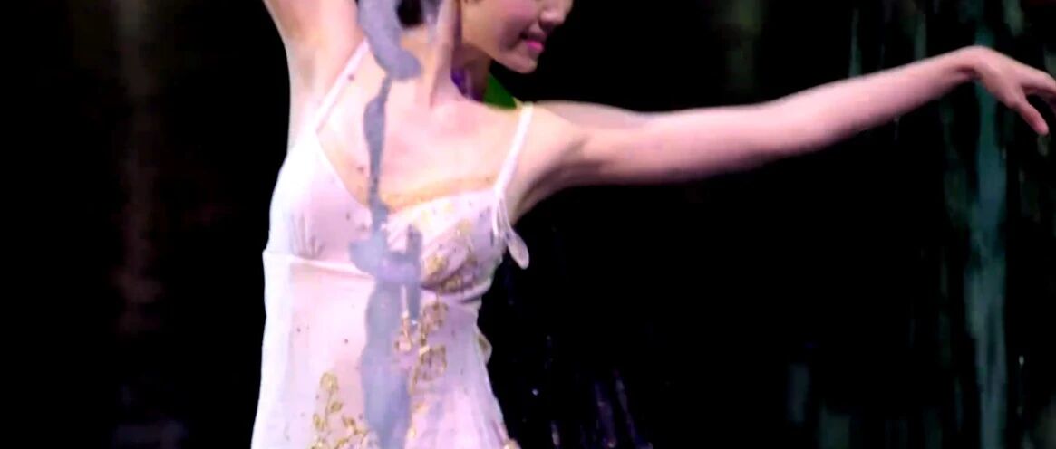 惊艳外网的她，得有多美啊…