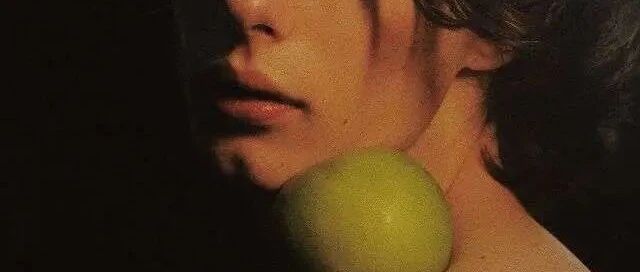 189cm“欧洲第一神颜”爆红！脱衣惹300万网友尖叫：弟弟鲨我