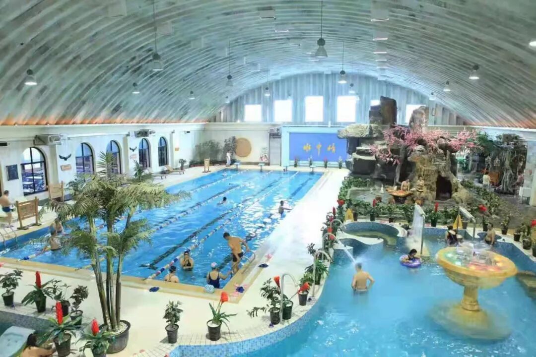 【小梁户外 】11月30日采摘西红柿,品尝野生水库鱼,泡纯地热温泉-在线