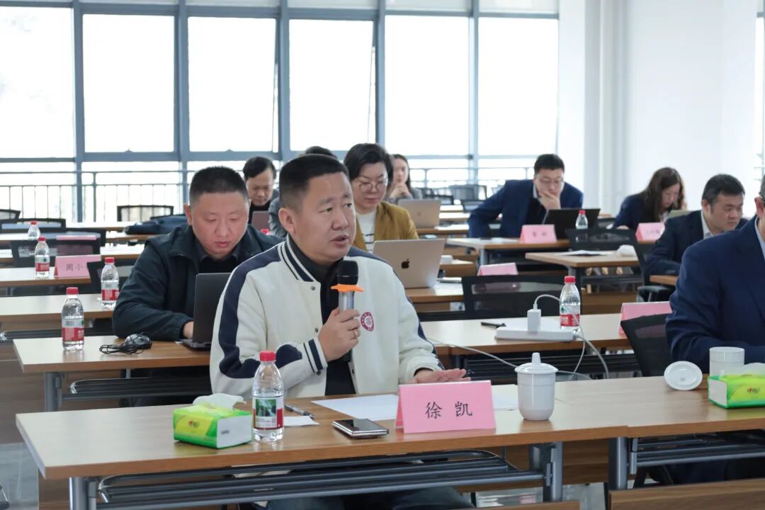 徐凯.JPG