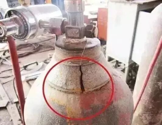 医用氧气瓶怎么关【关注】3人死亡！氧气瓶爆炸……_https://www.jmylbn.com_新闻资讯_第18张