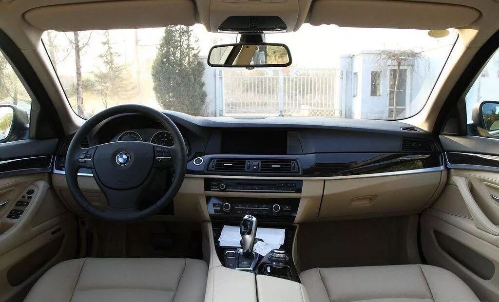 汽车内饰如何塑料感太强，看设计师如何解决的图5