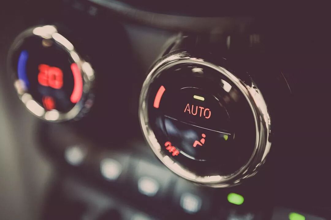 汽车内饰如何塑料感太强，看设计师如何解决的图4