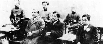 王宠惠争取列强承认临时政府缘何失败