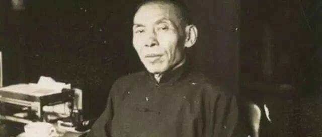 青帮首领杜月笙与上海“八·一三”抗战