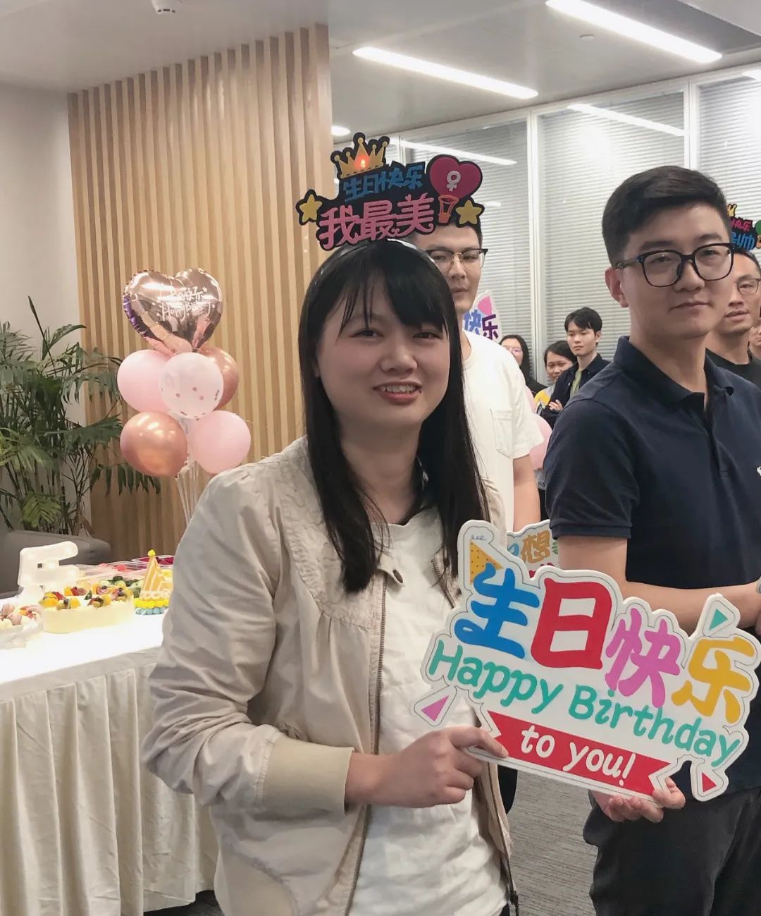 全球捷运物流集团员工生日会集锦|相约相伴·情暖金秋