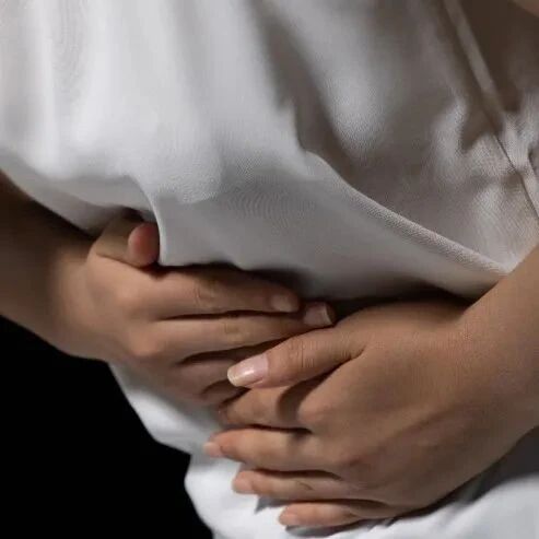 多年腹痛、私处痛、灼热，竟然跟这个原因有关