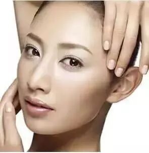 面相学：旺夫的女人，脸上都有聚宝盆