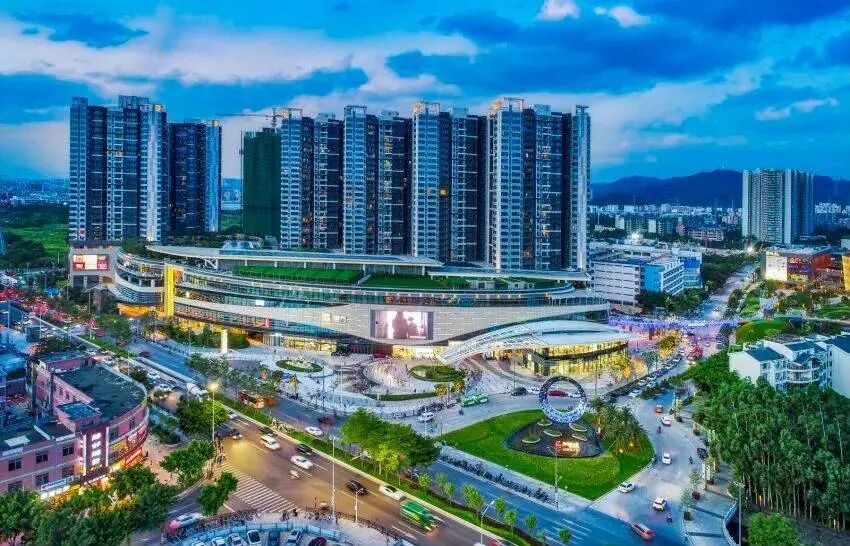 白云销冠【新世界云耀】均价为6.5万/平！7月交楼