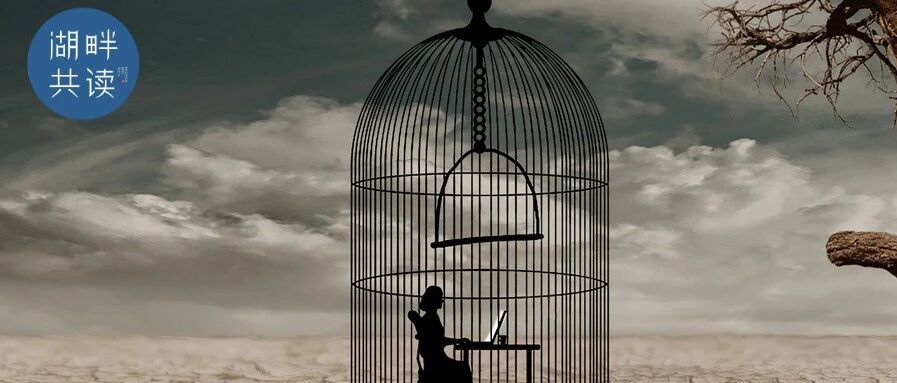 那个嫌工资低辞职的四川副市长、如今光脚坐在火车站…无数国人看完泪流满面！