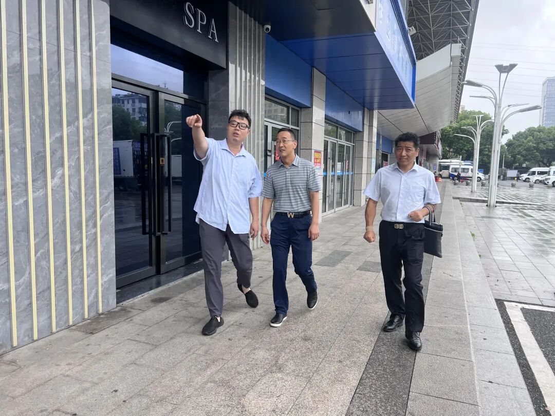 穆孙祥督导都市城际公交徐坊客运站、Yabo官网物业安全生产工作