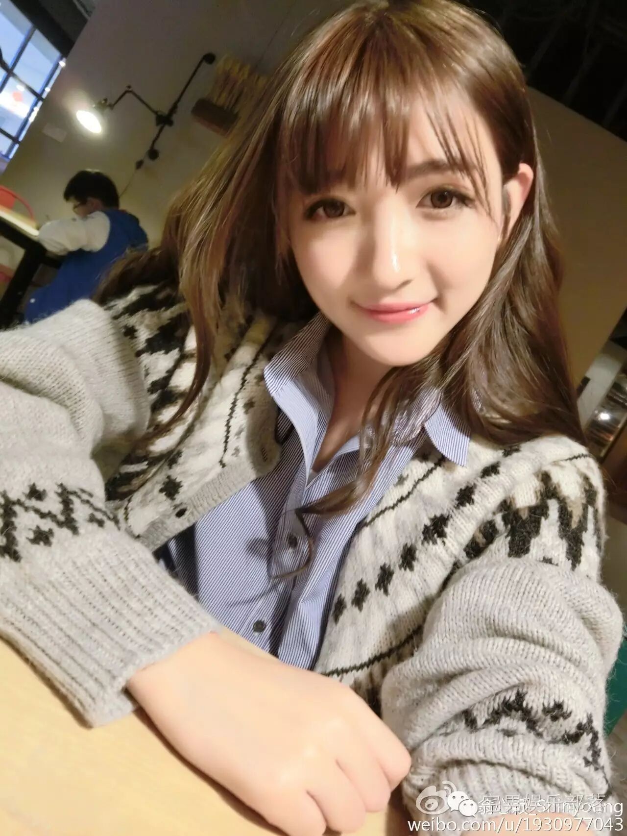 翁心颖shinyoung传媒校花灵气私房照