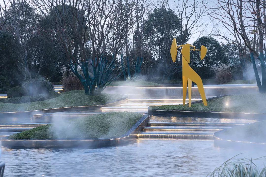 天空不只在我们头顶，它一直延伸至大地