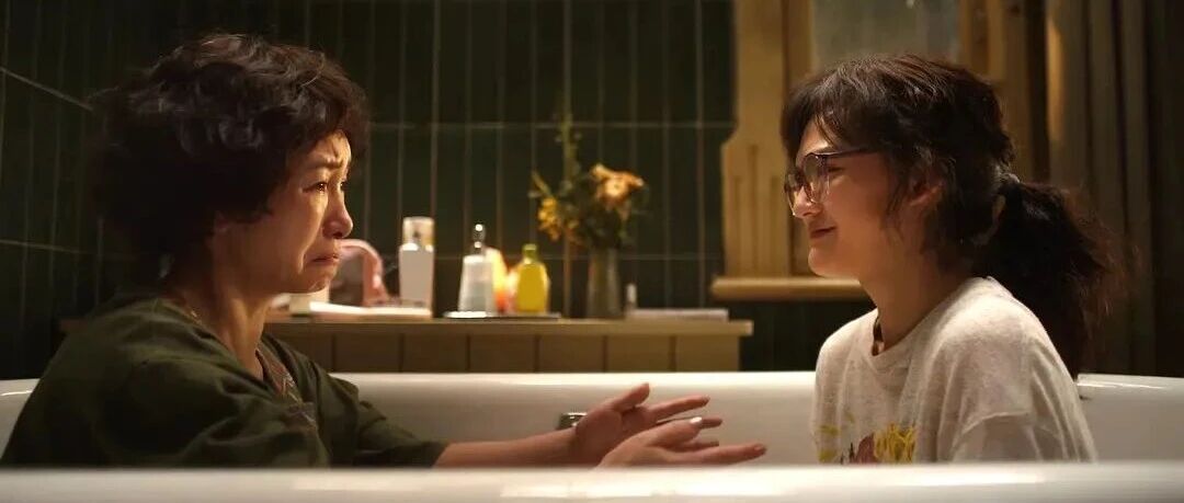 超前点映,《我,许可》预售开启~文淇秦海璐搞笑演绎&ldquo;对抗路&rdquo;母女!