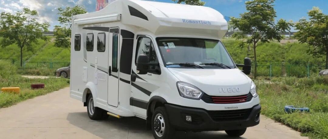 7.30 北京房车展：独立厨房 不怕油烟气！罗曼特斯C4设计有新意丨中式尾厨＋电动吊床