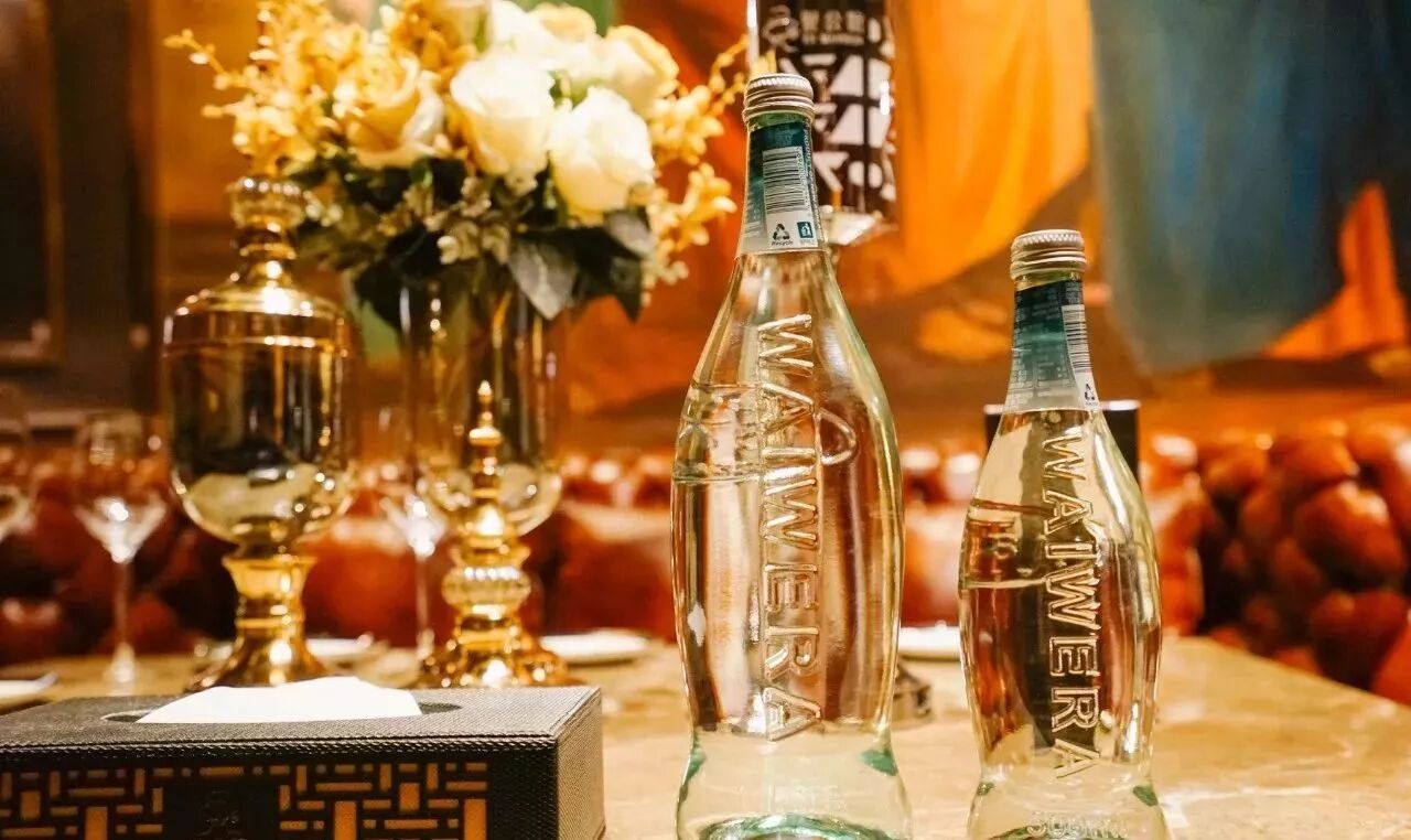 年尾大搞头丨坐进丽水酷炫包房,吼出灵魂的颤音