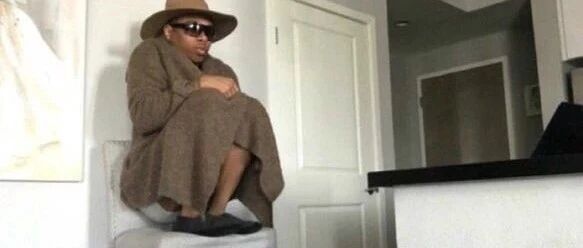 【冷兔趣闻】付完尾款，等快递的你！