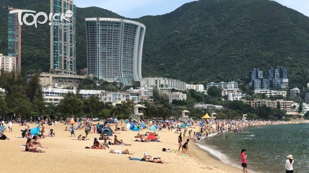 疫情下的黄金周香港由于没有内地客到访大量商铺开始倒闭！