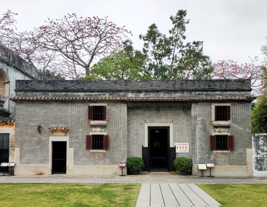杨殷故居正门.jpg
