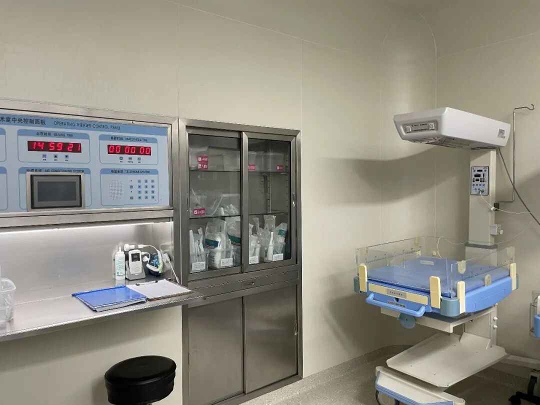 肌瘤钻怎么写【秩序回归，征程再启】无影灯下的“手”护_https://www.jmylbn.com_新闻资讯_第7张