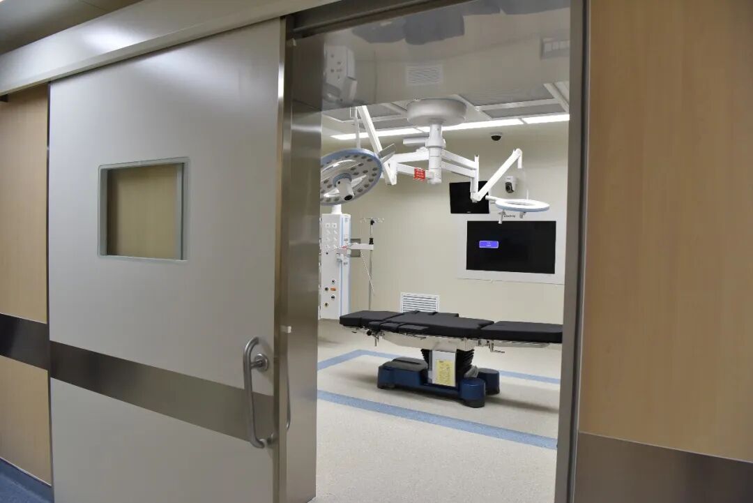 肌瘤钻怎么写【秩序回归，征程再启】无影灯下的“手”护_https://www.jmylbn.com_新闻资讯_第2张