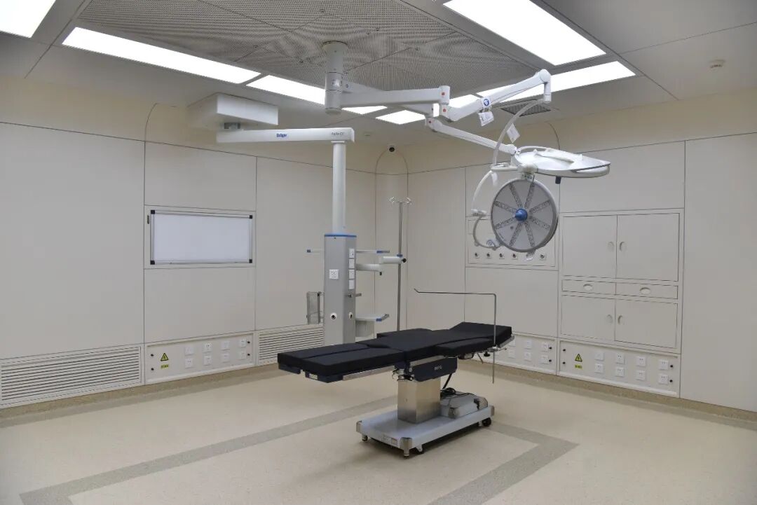 肌瘤钻怎么写【秩序回归，征程再启】无影灯下的“手”护_https://www.jmylbn.com_新闻资讯_第5张