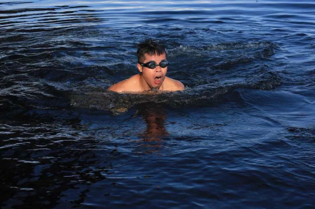 一个人要活得多用力，才能活成自己喜欢的样子