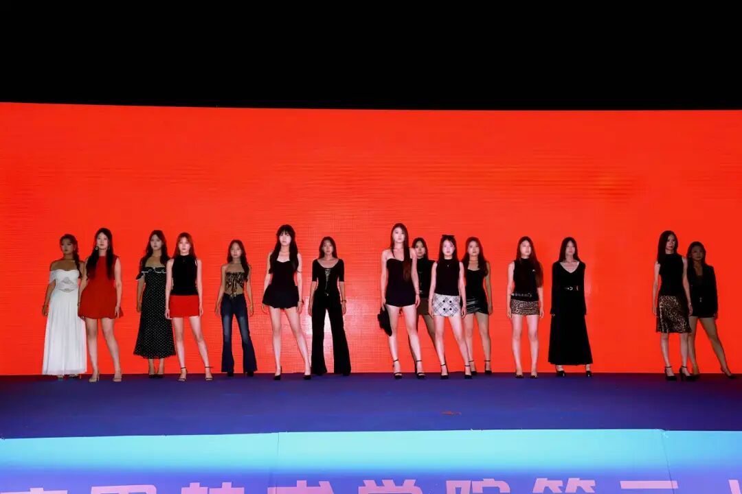EB4C