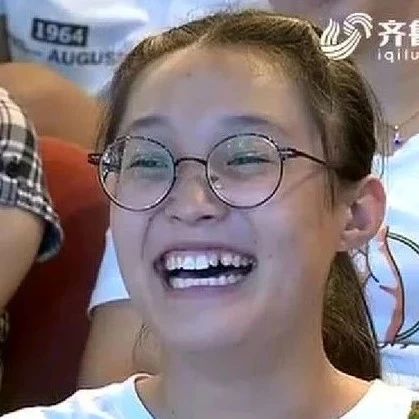 朋友圈千万不要设置三天可见！哈哈哈哈哈哈哈哈哈哈哈哈，笑到抽筋……