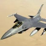 向乌克兰提供F-16战斗机，美国为何如此纠结和磨叽？