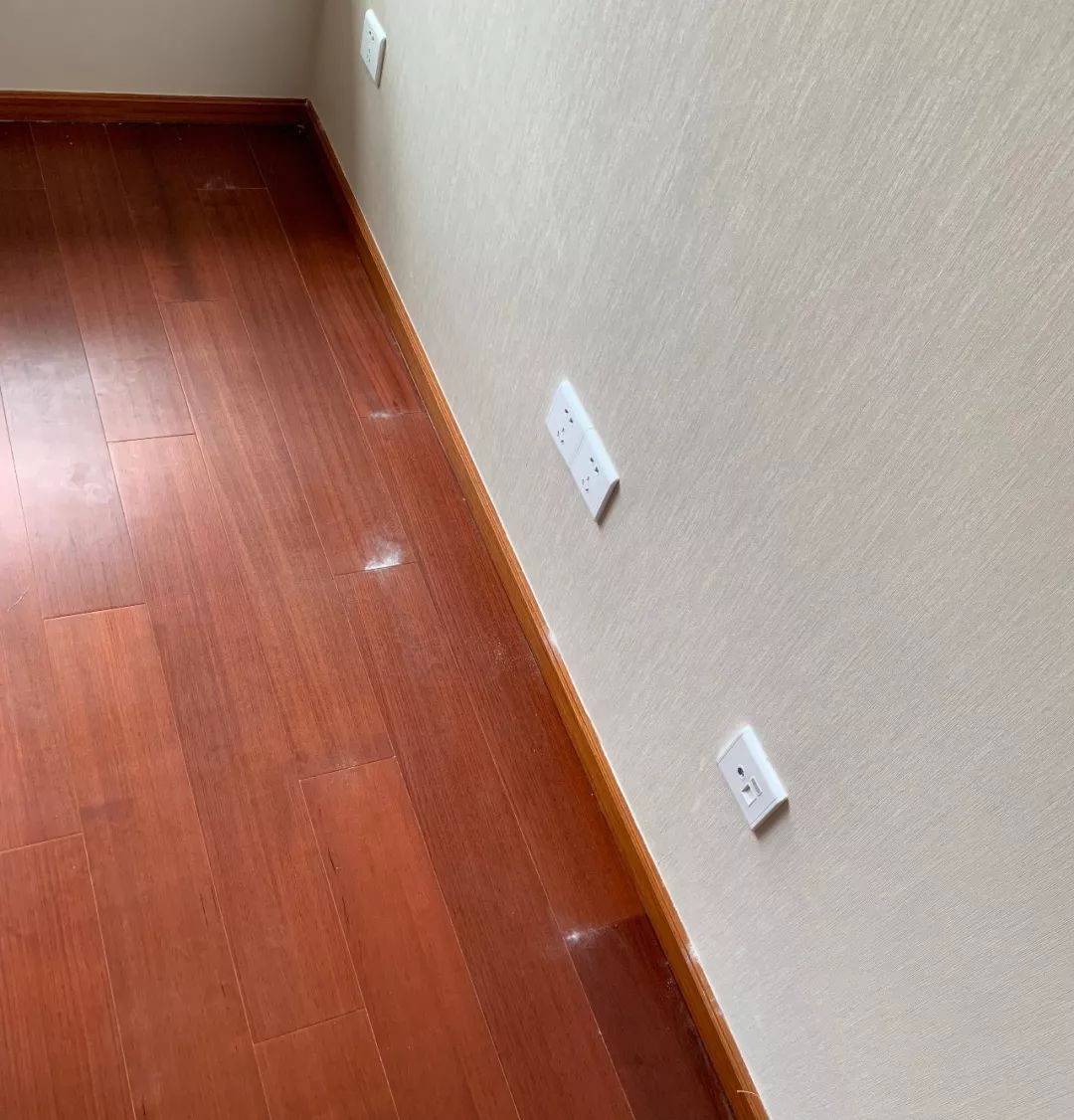 地板有縫隙如何修補_衛生間地板縫隙滲水_木地板縫隙
