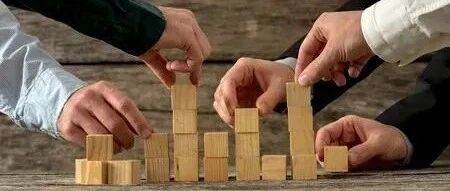 工行、民生、平安、兴业被指违规收费，折射贷款定价之痛 | 小微金融之年（二）