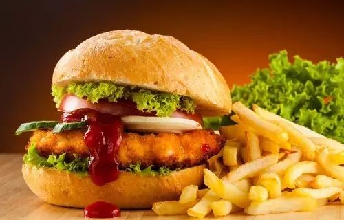 烤肠的热量_烤肠热量多少大卡_烤肠热量等于多少米饭