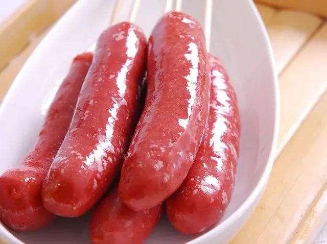 烤肠热量多少大卡_烤肠的热量_烤肠热量等于多少米饭