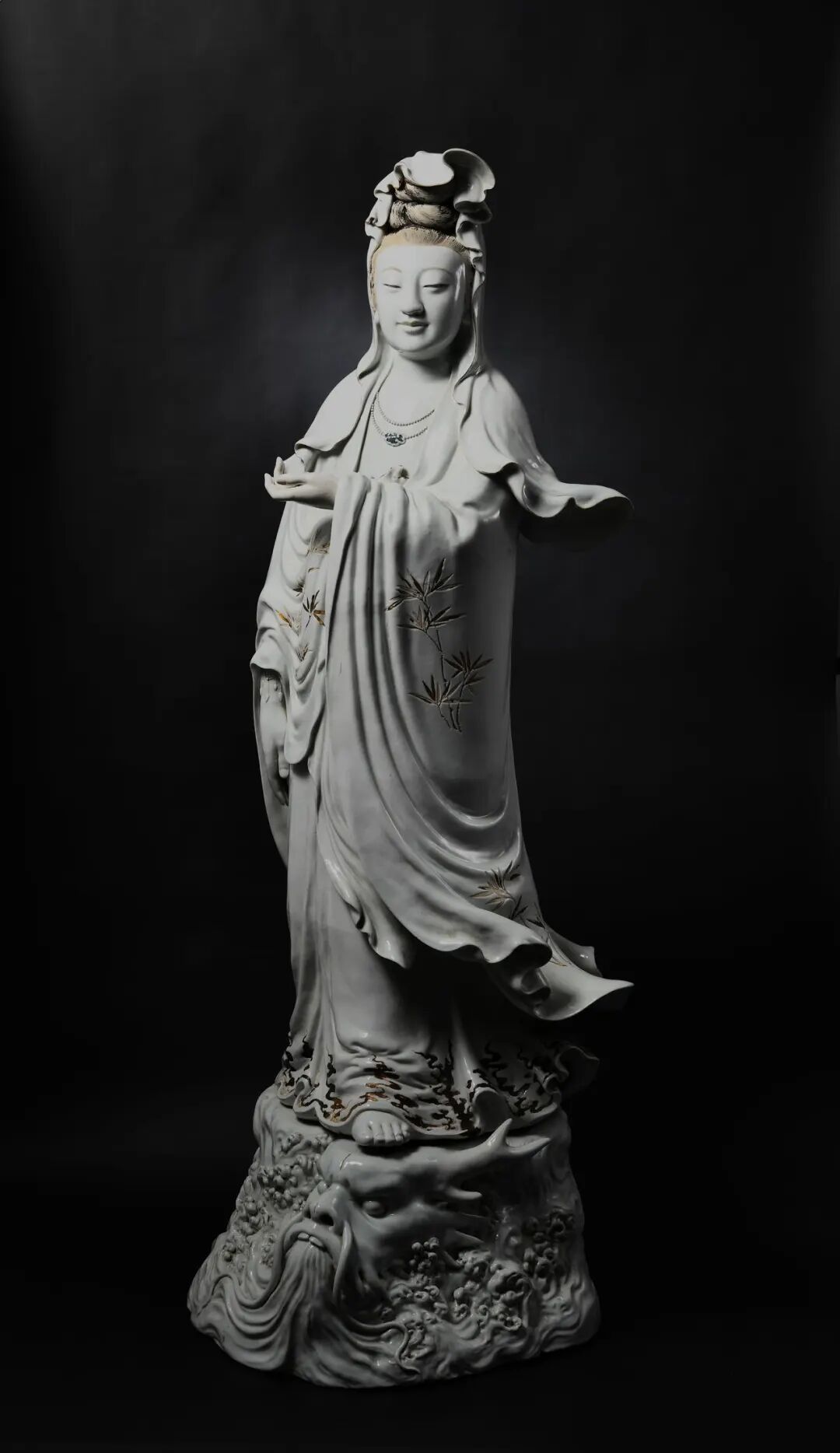 雕塑大师「曾龙升」巨制渡海观音