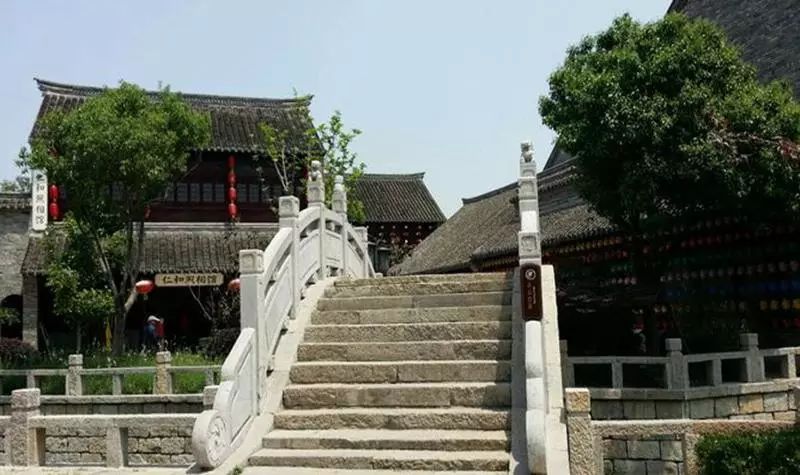 1582964119