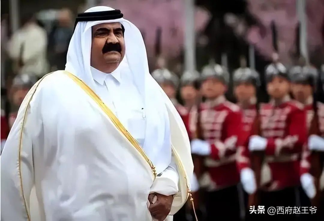 卡塔尔世界杯消耗2200亿美圆，看看中东土豪中的天花板是怎么花钱的？（卡塔尔世界杯冠军奖金）